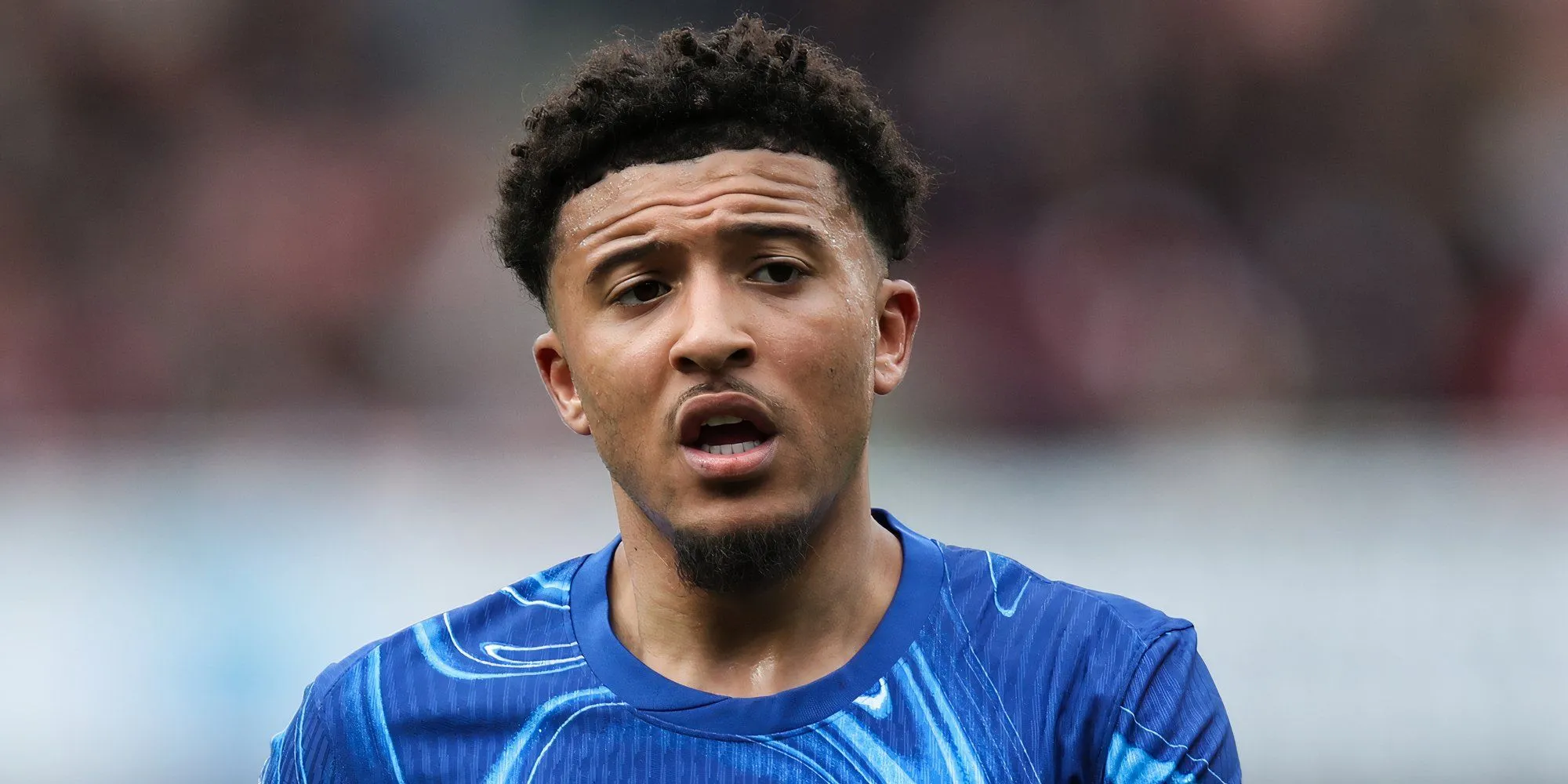 Jadon Sancho trong màu áo Chelsea chuẩn bị trở lại Manchester United hè 2025