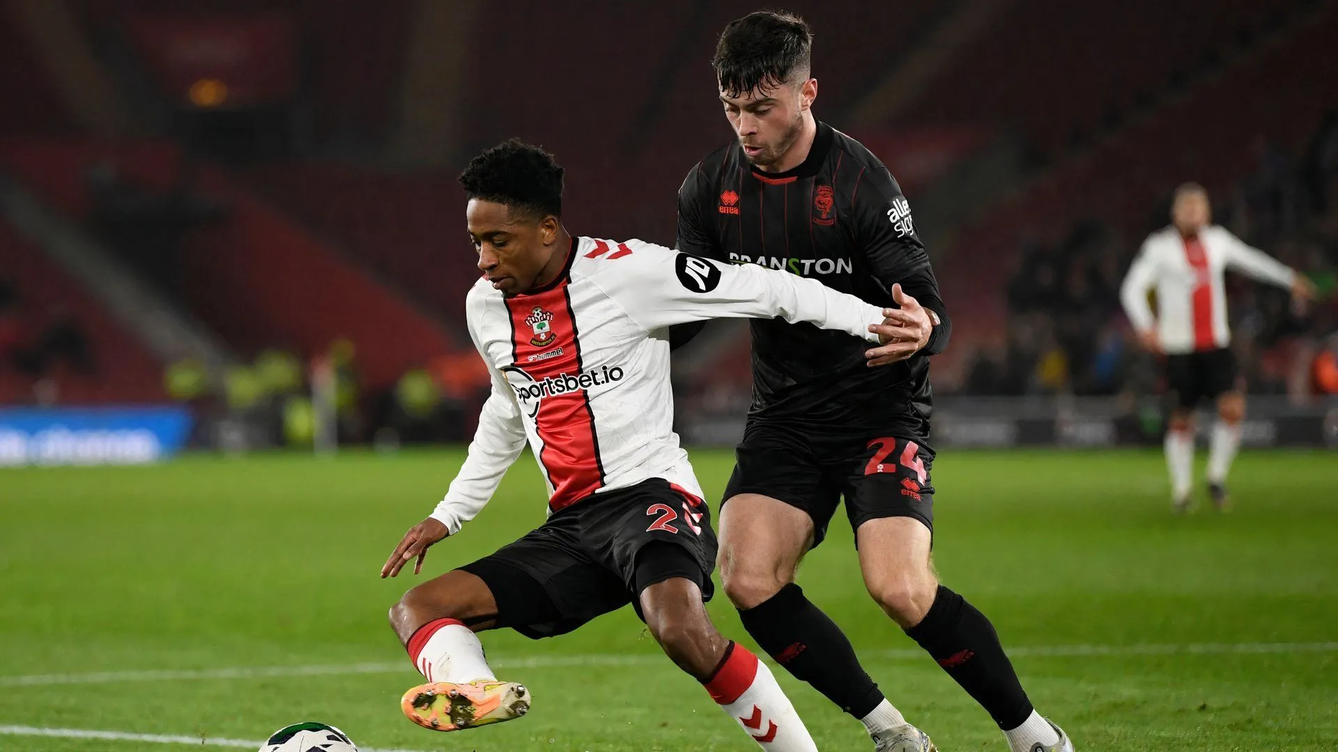 Sân vận động Lincoln City, một trong những đối thủ của Huddersfield tại League One