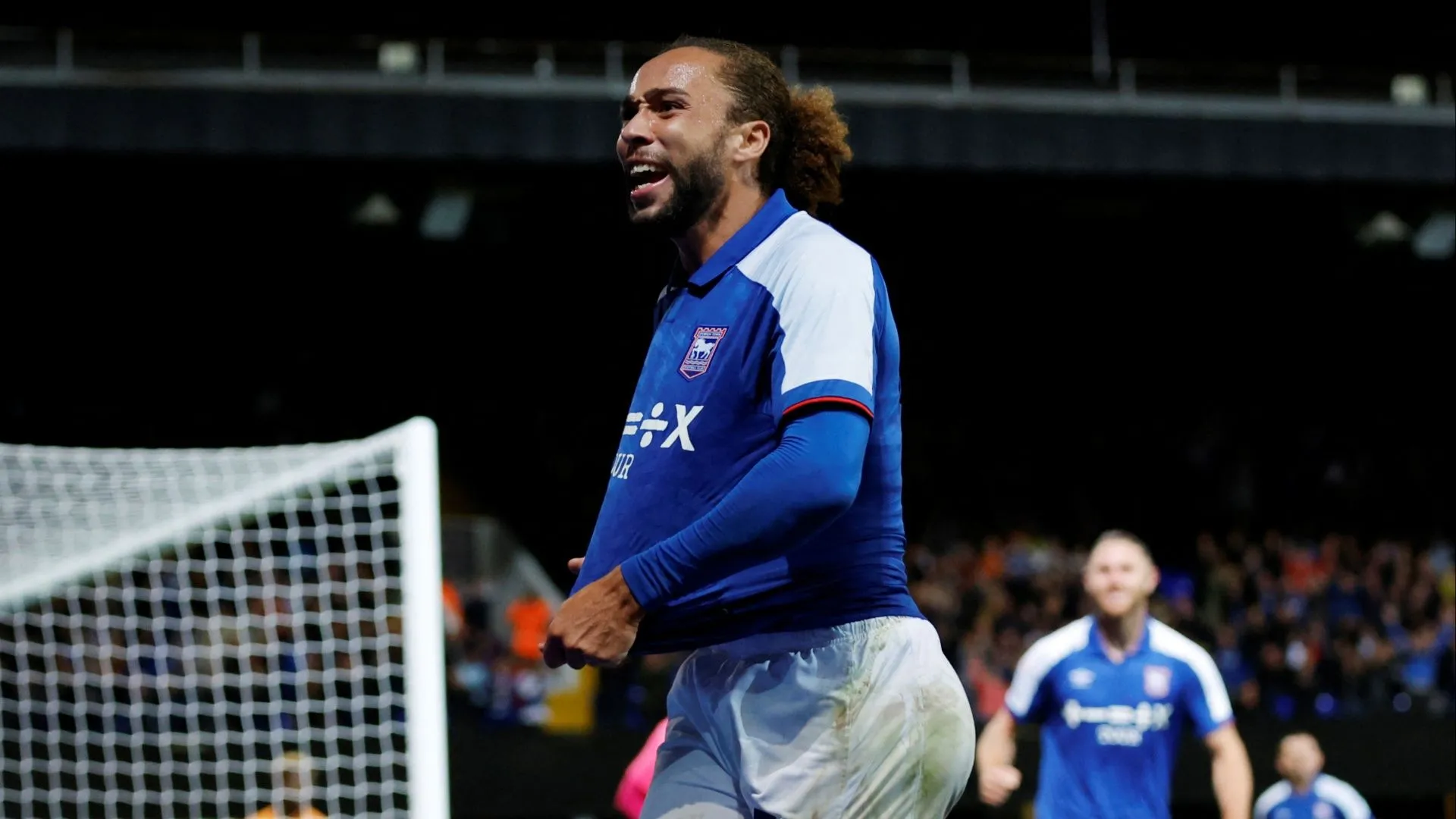 Tân binh Marcus Harness của Huddersfield