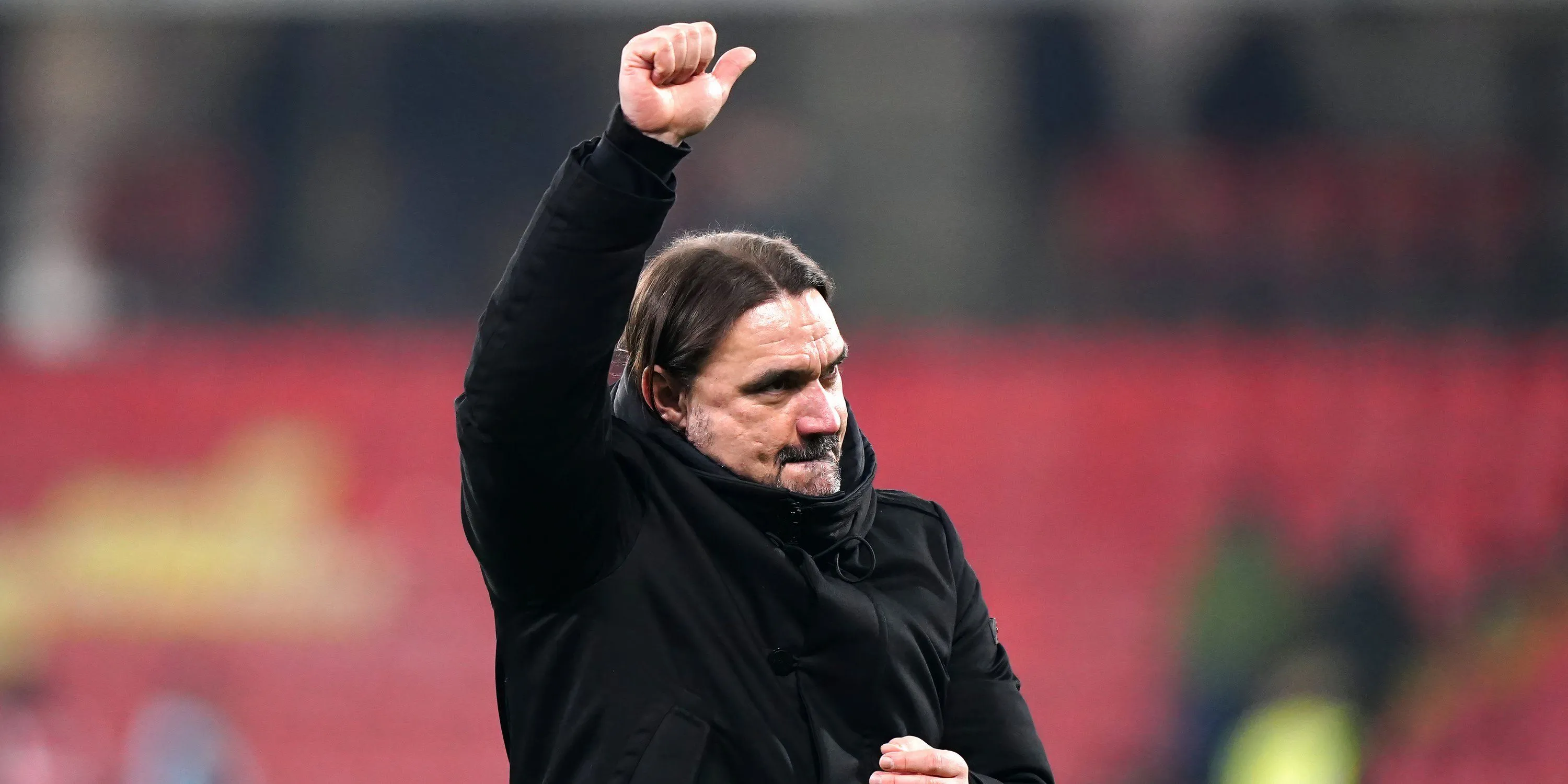 HLV Daniel Farke của Leeds United, người đang đối mặt với bài toán chuyển nhượng Mateo Joseph