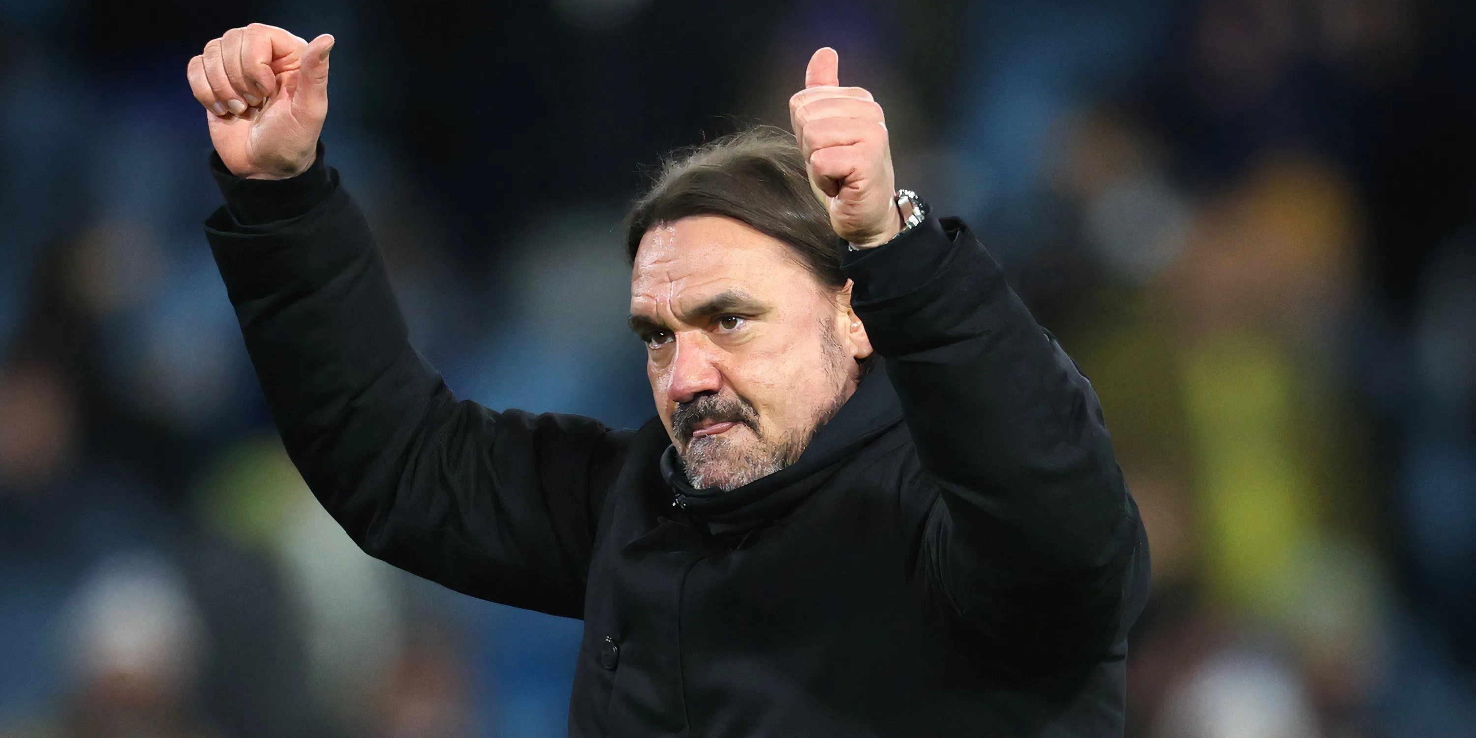 Huấn luyện viên Daniel Farke của Leeds United, người đang tìm kiếm tiền đạo mới.